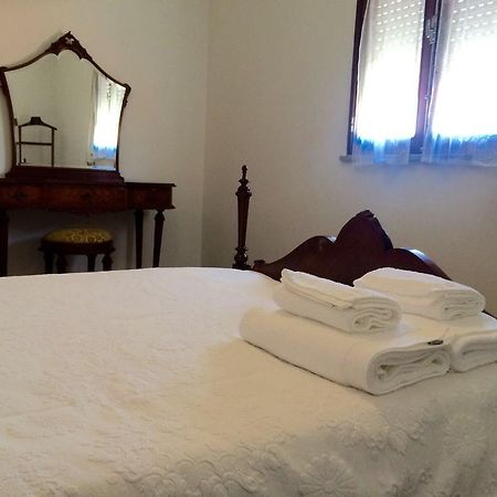 Private Room In Old Town Viana do Castelo Esterno foto