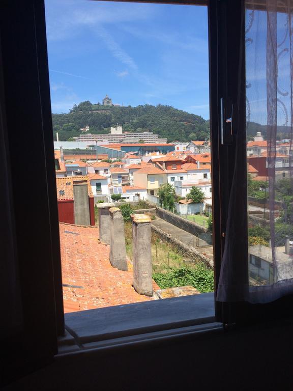 Private Room In Old Town Viana do Castelo Esterno foto