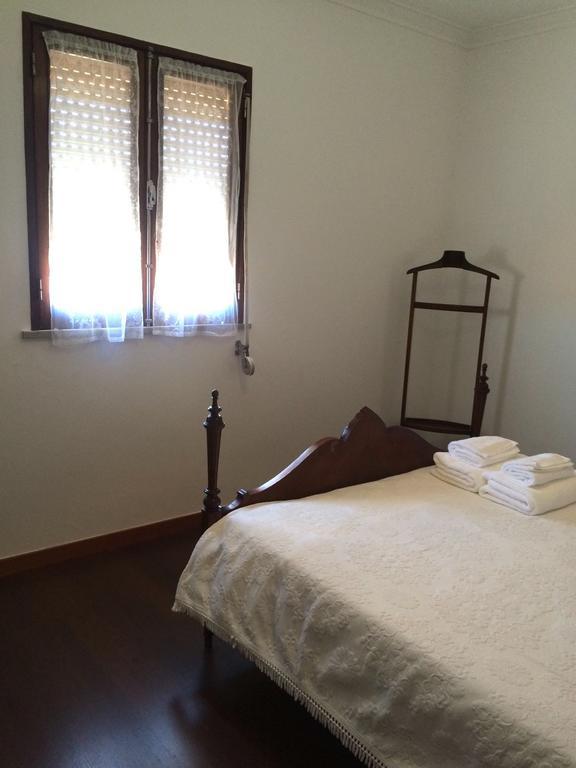 Private Room In Old Town Viana do Castelo Esterno foto